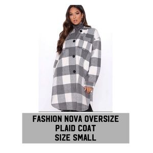 Fashion nova oversized gray and white coat size small
